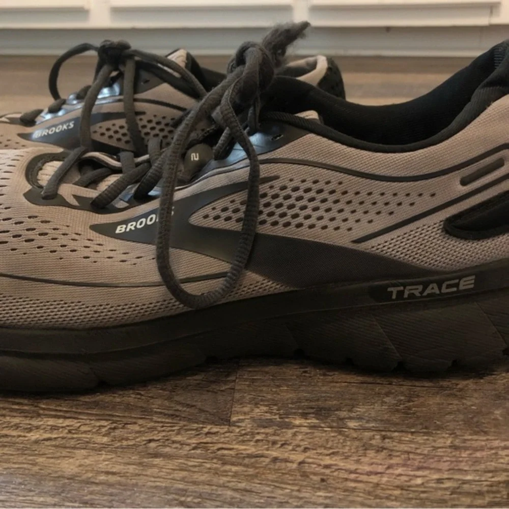 Brooks Trace Road-Running Shoes - Men's Size 12